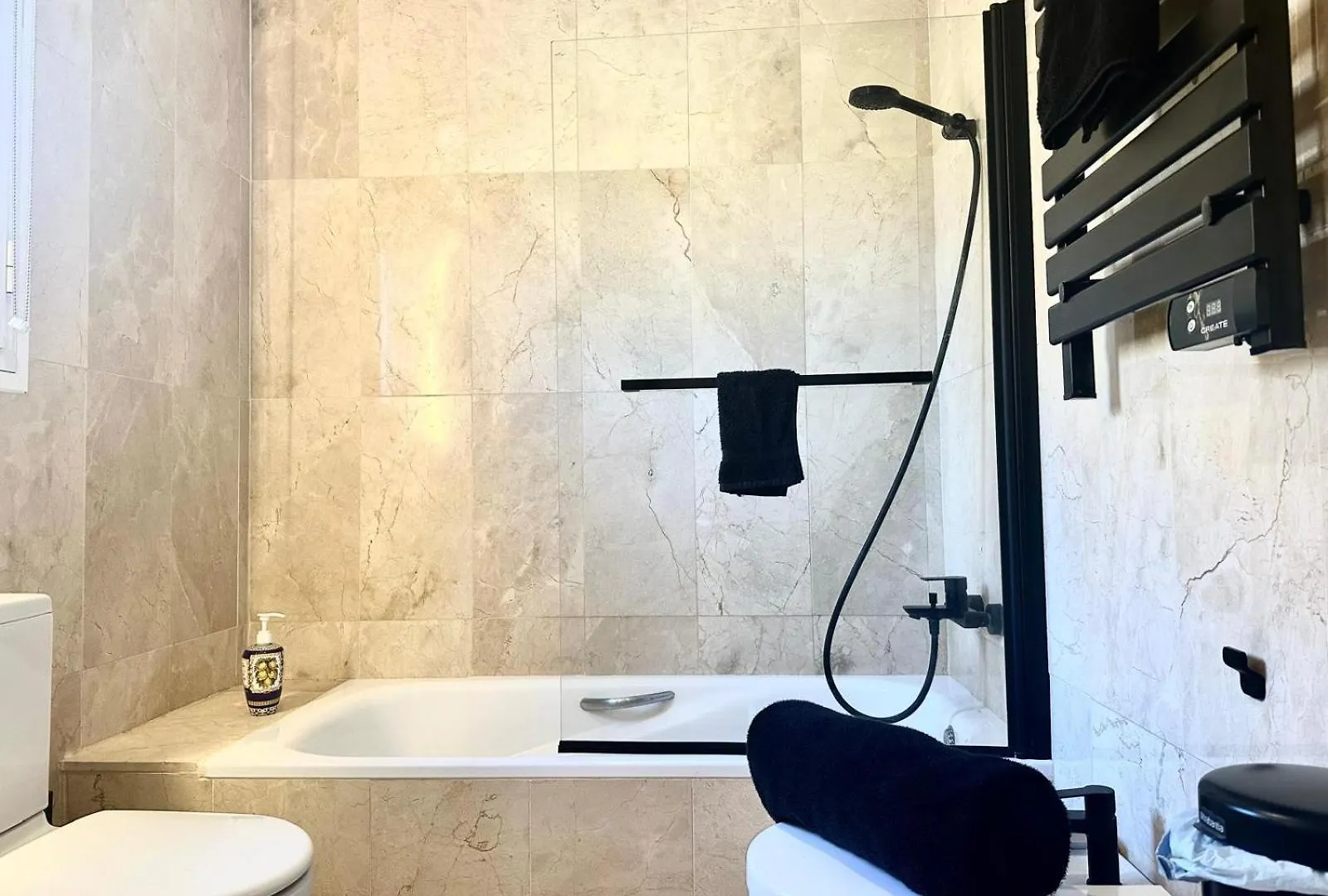 Atico Marbella 2 Room Piscina Y Parking 아파트